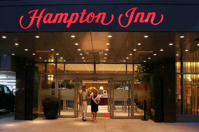 Hampton Inn Manhattan Times Square North New York Exterior photo